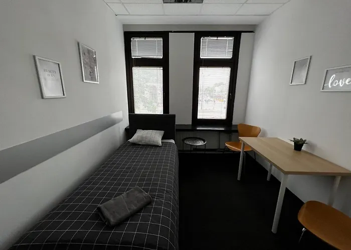 Aleja SolidarnościPensjonat